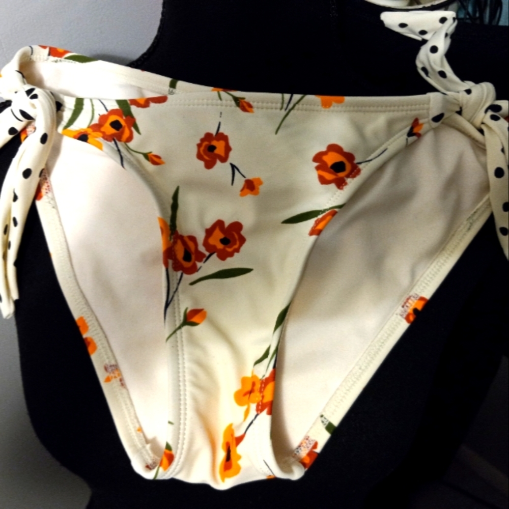 Xhilaration size small bathing suit bottoms